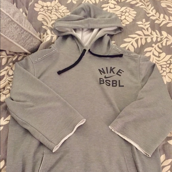 nike hoodie cut off sleeves